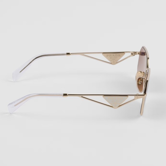 New🔥 PRADA Gradient Iris Lenses Sunglasses
With Triangle Logo - Picture 4 of 9